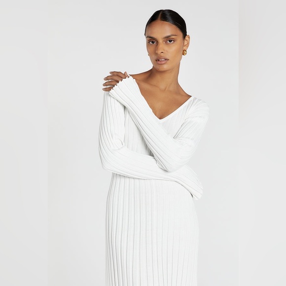 DISSH Ivory Knit Dress - Picture 4 of 7